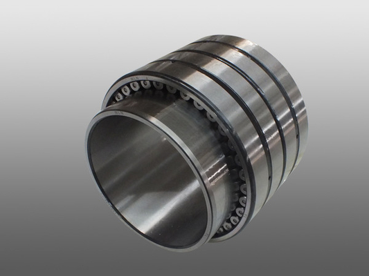 Four row cylindrical roller bearing for interference fit on the roll neck 527104